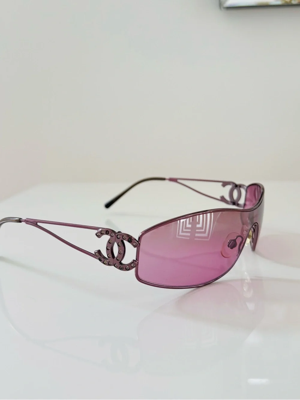 RARE 🍒 Vintage Authentic Chanel rhinestone CC sunglasses ✨
